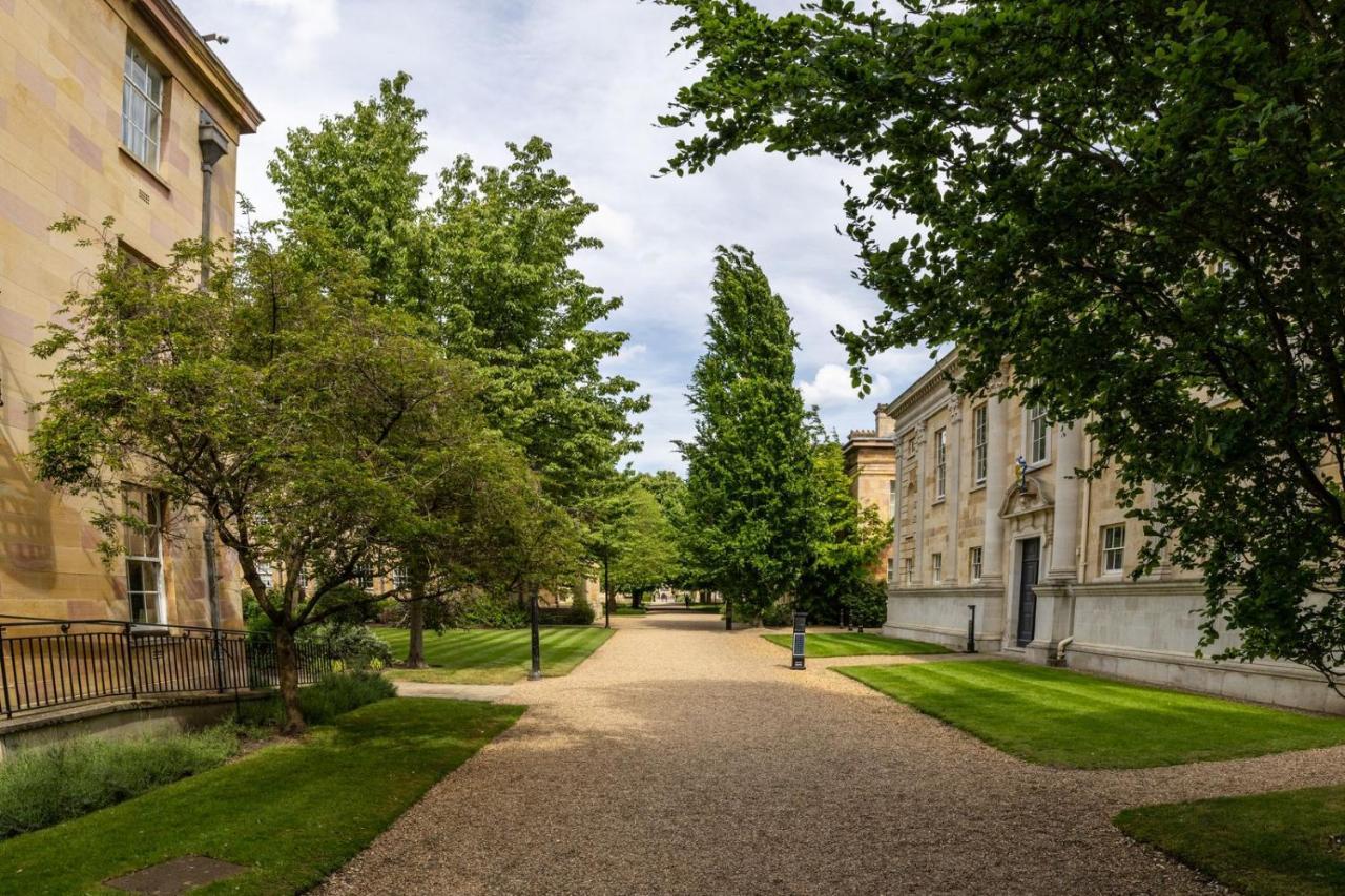 Apartemen Downing College